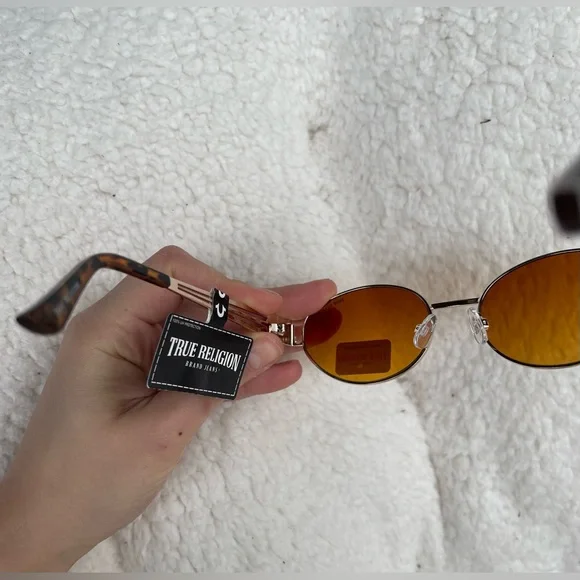 True Religion Gold Sunglasses with Orange Lenses NWT - Picture 5 of 8